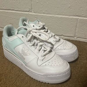 Adidas Forum Bold shoes - LIKE NEW